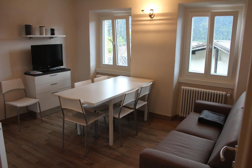 Trentino Apartments - Casa Marzari 福尔加里亚 外观 照片